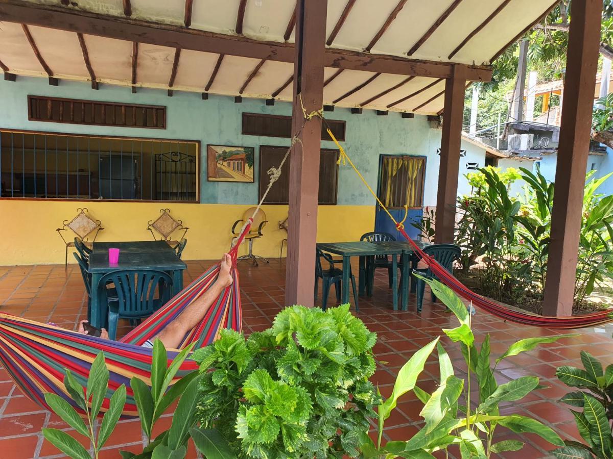 Hostal Nova Colonial Puerto Colombia Exterior foto