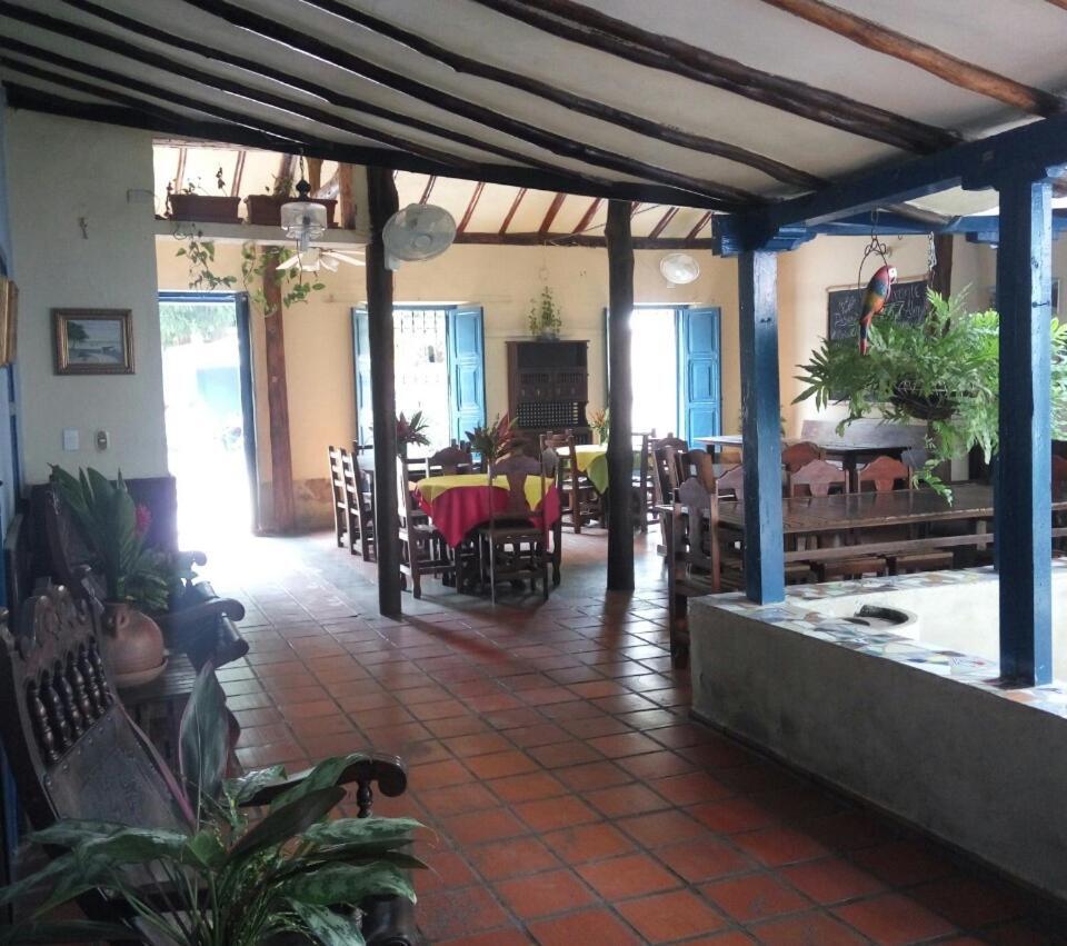 Hostal Nova Colonial Puerto Colombia Exterior foto